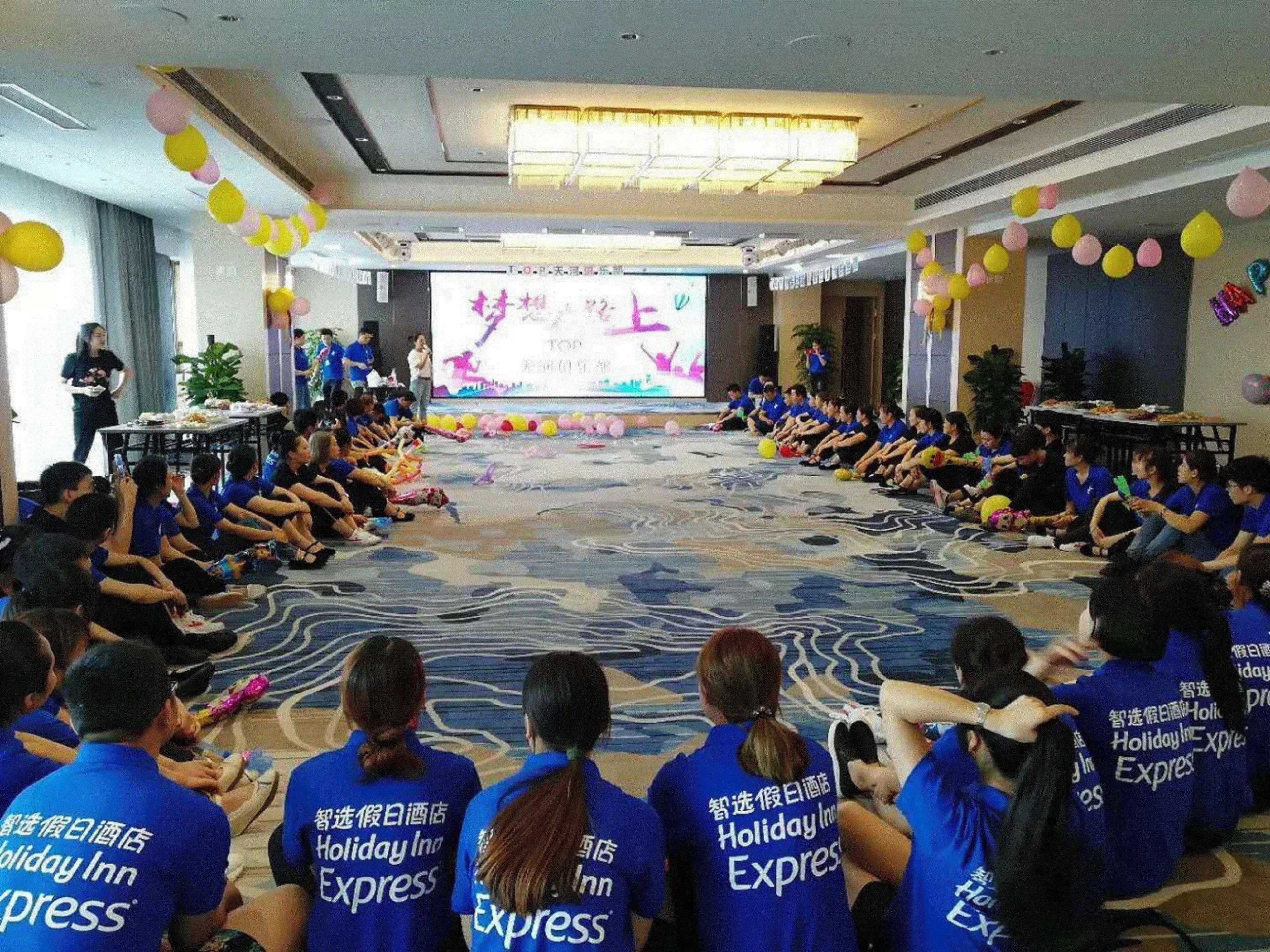 Holiday Inn Express Chengdu Tianhe By Ihg Pixian Ngoại thất bức ảnh