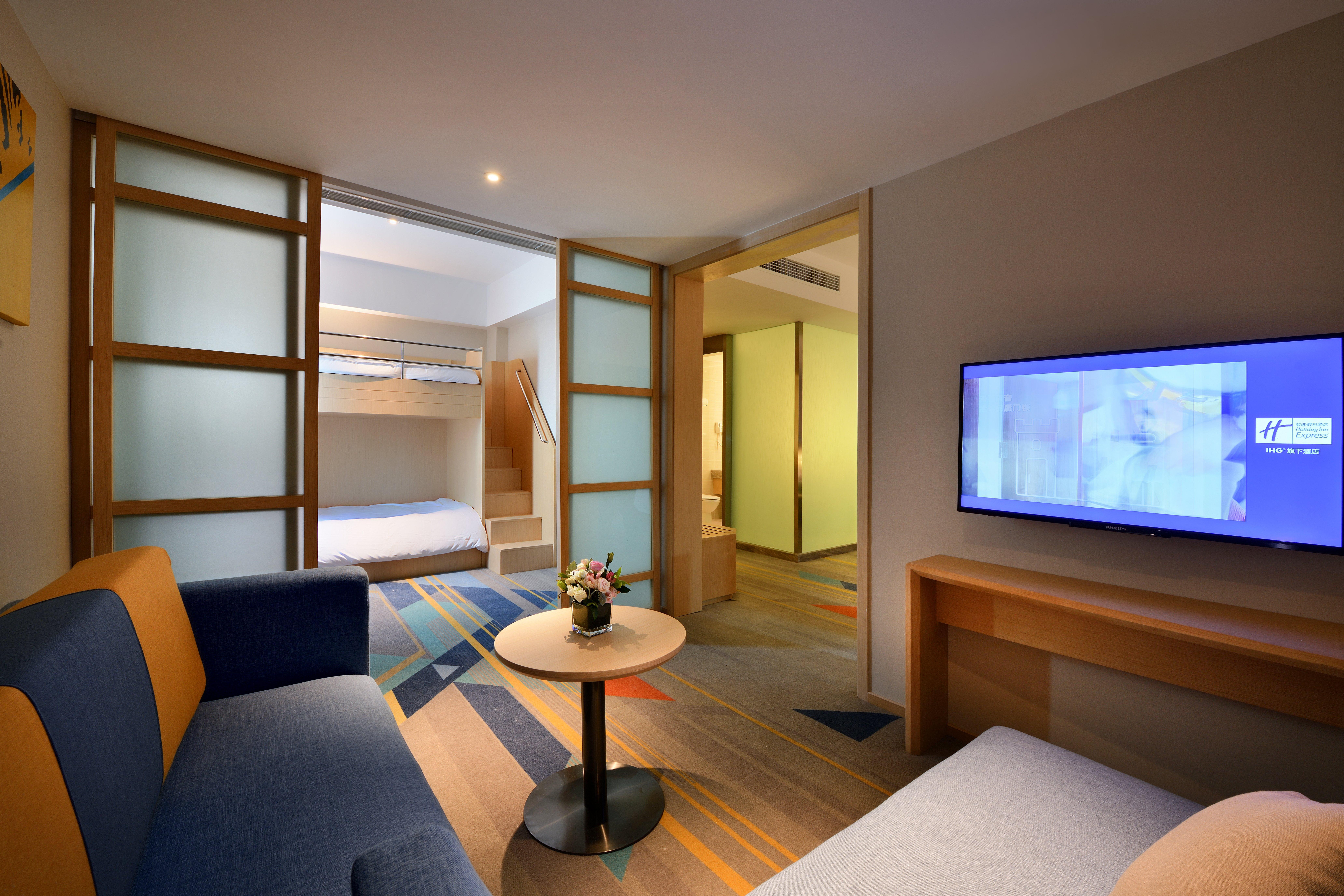 Holiday Inn Express Chengdu Tianhe By Ihg Pixian Ngoại thất bức ảnh