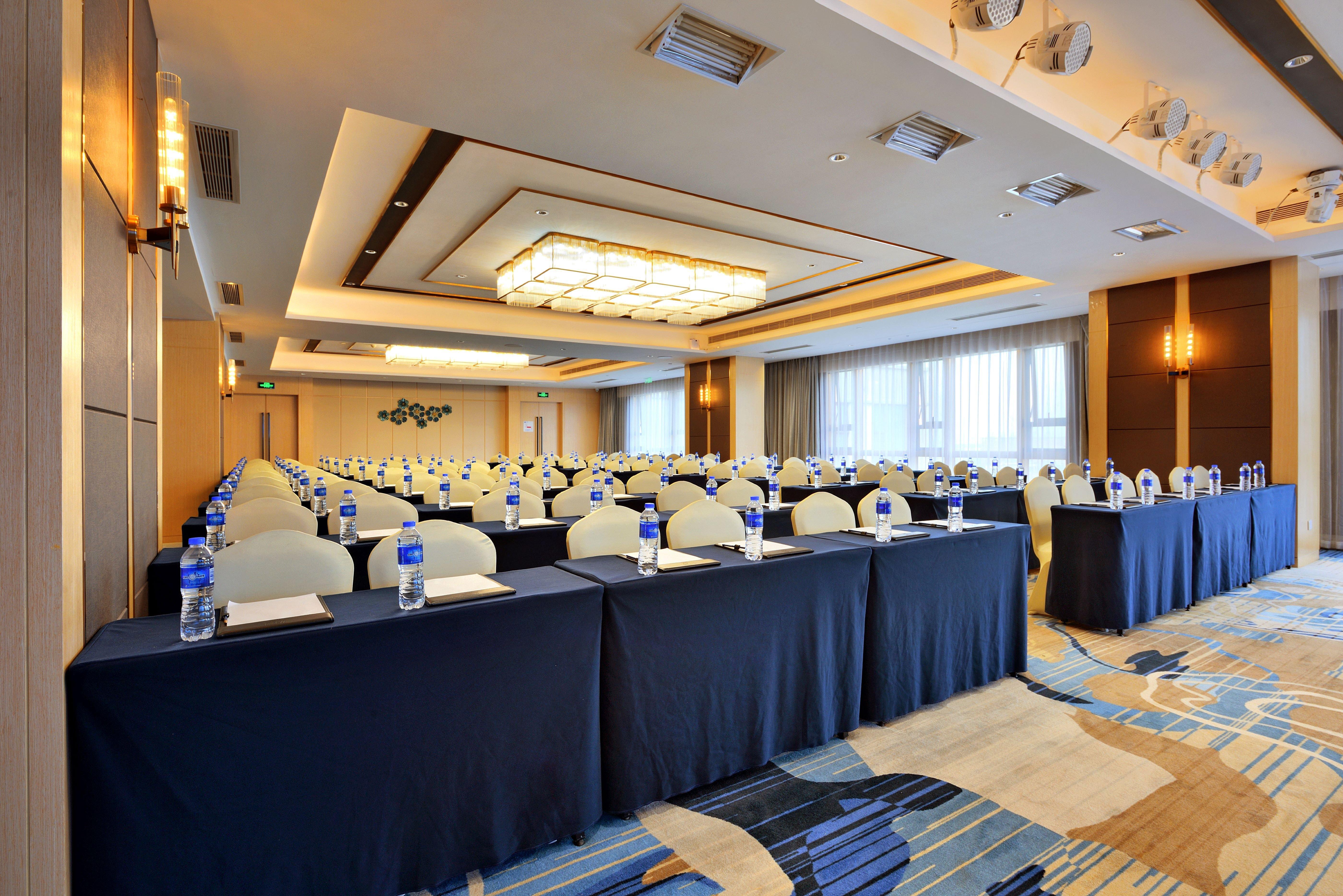 Holiday Inn Express Chengdu Tianhe By Ihg Pixian Ngoại thất bức ảnh