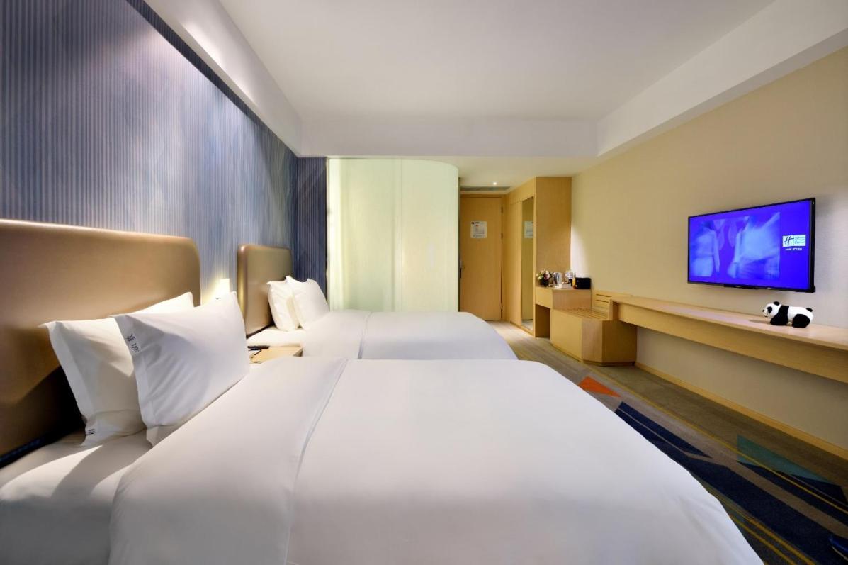 Holiday Inn Express Chengdu Tianhe By Ihg Pixian Ngoại thất bức ảnh